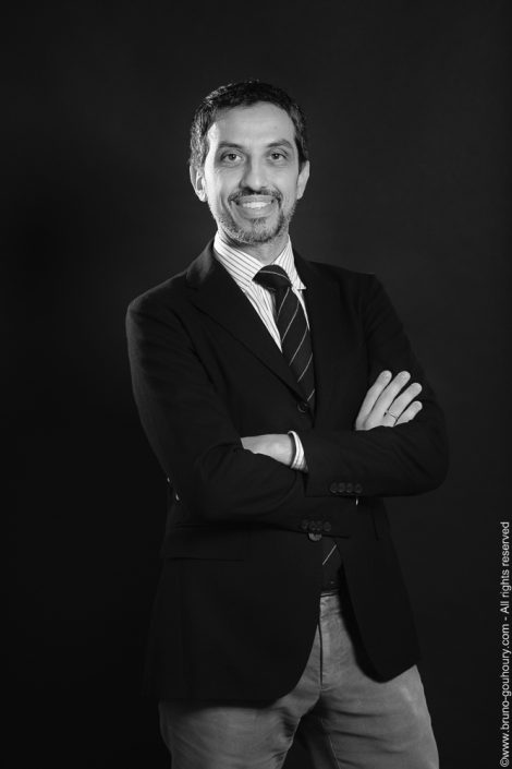 Photographe-portrait-corporate-entreprise-noir-blanc-studio