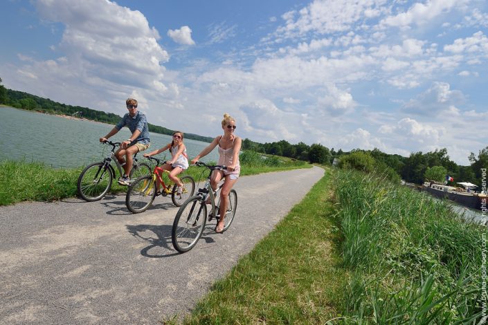 photographe-lifestyle-modeles-shooting-famille-velo