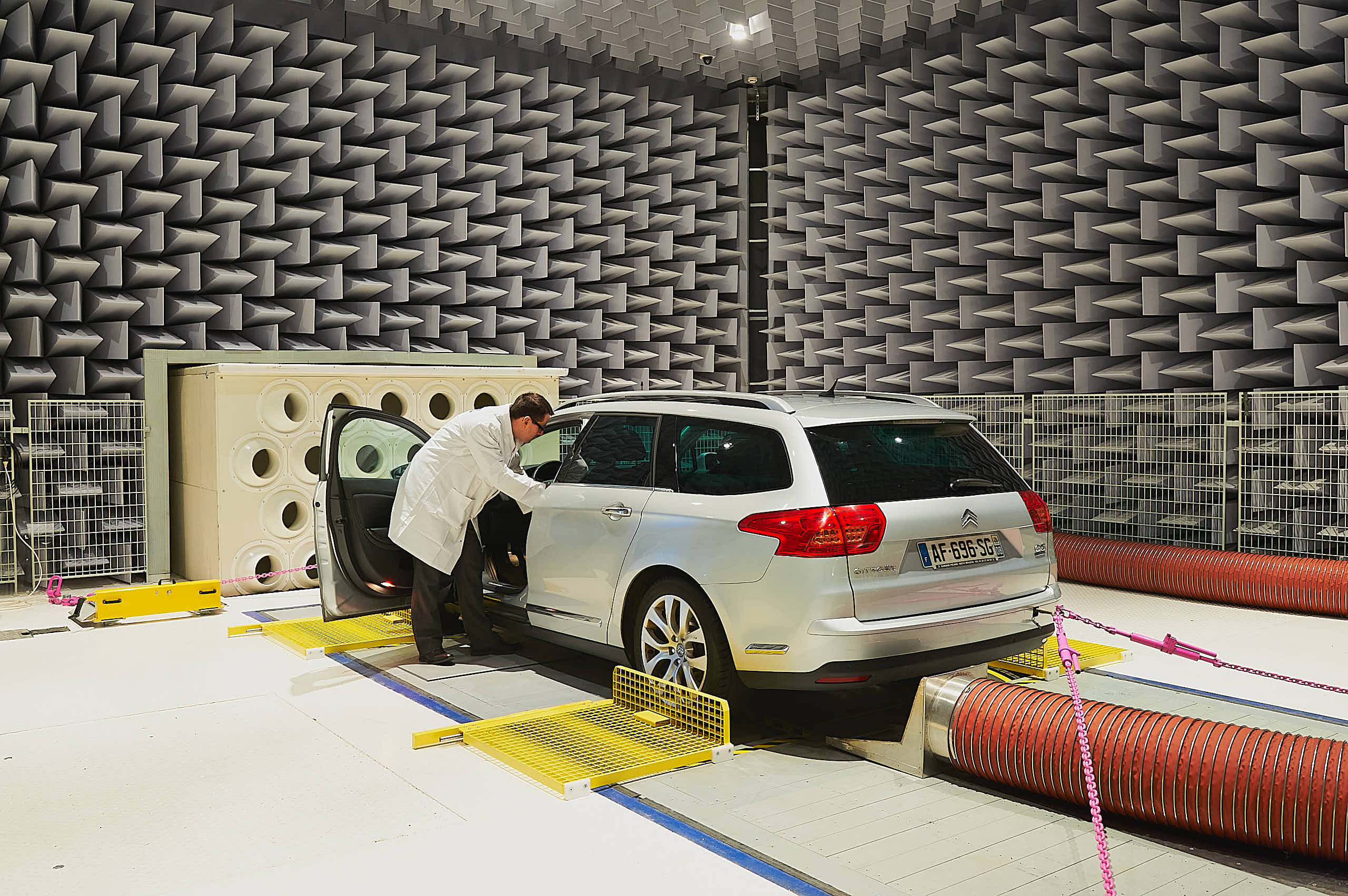 Photographie en mileu industriel ici dans le secteur de l'automobile