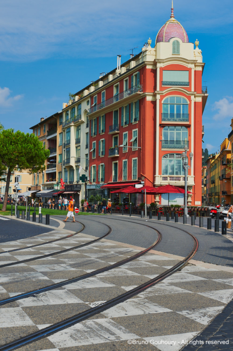 ville commune urbanisme transports nice Centre ville de Nice avec urbanisme et rails du tramway