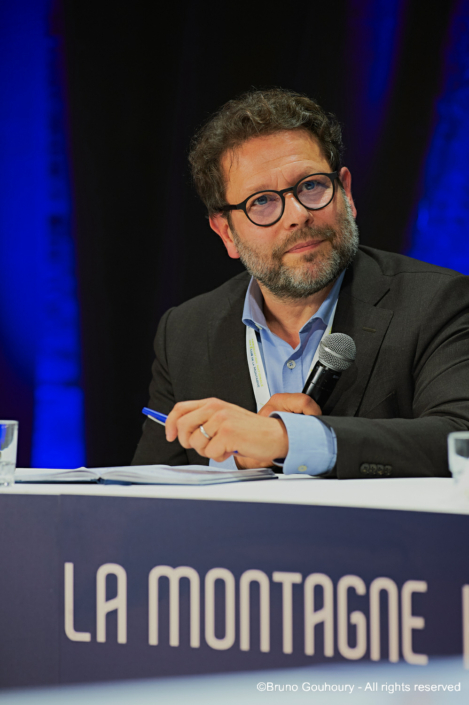 portrait intervenant congres institutionnel Intervenant lors d'une table ronde lors du congrès de l'ANEM